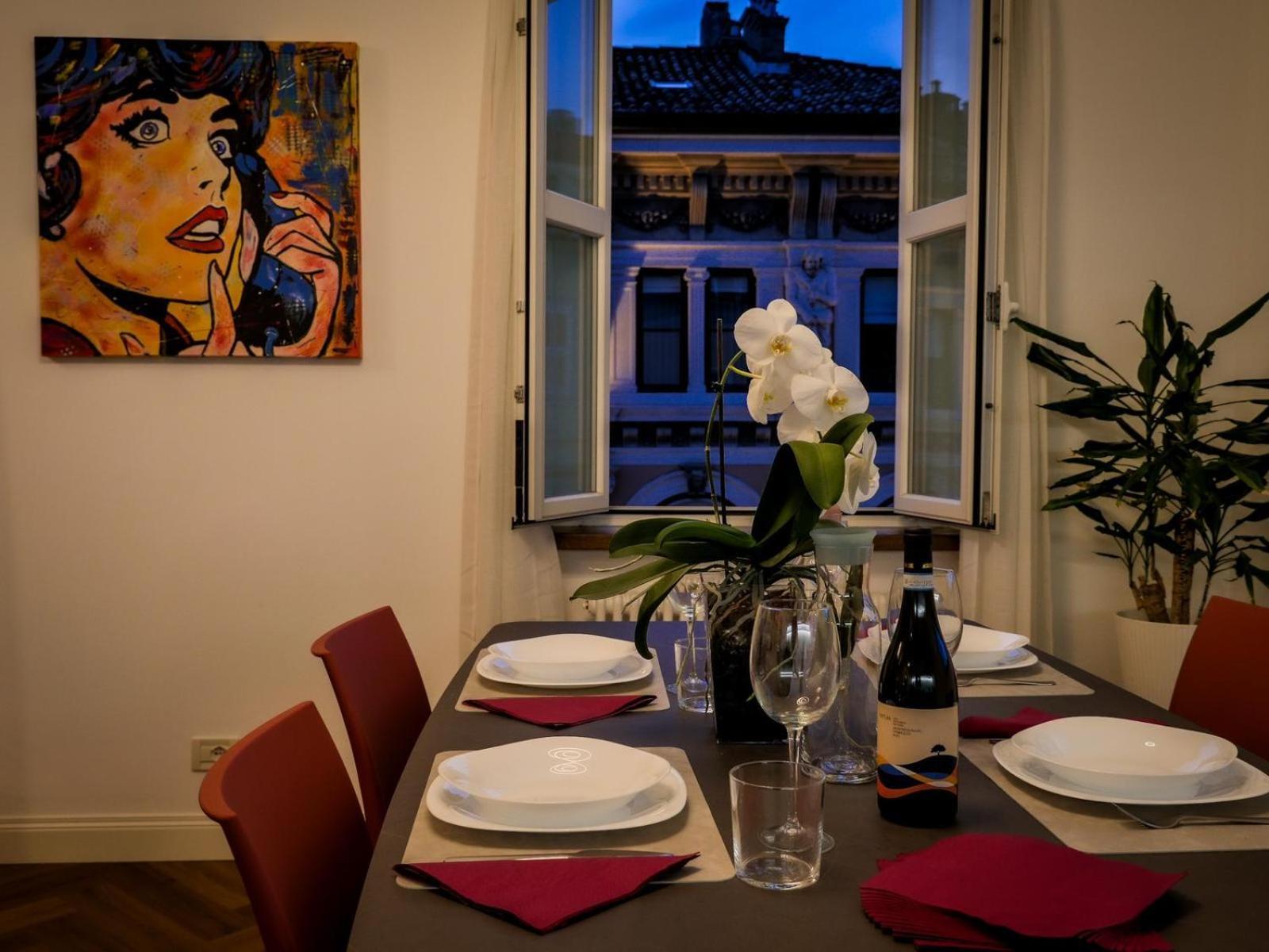 Casa Vacanze Trieste - Vista Piazza Unita Exteriör bild