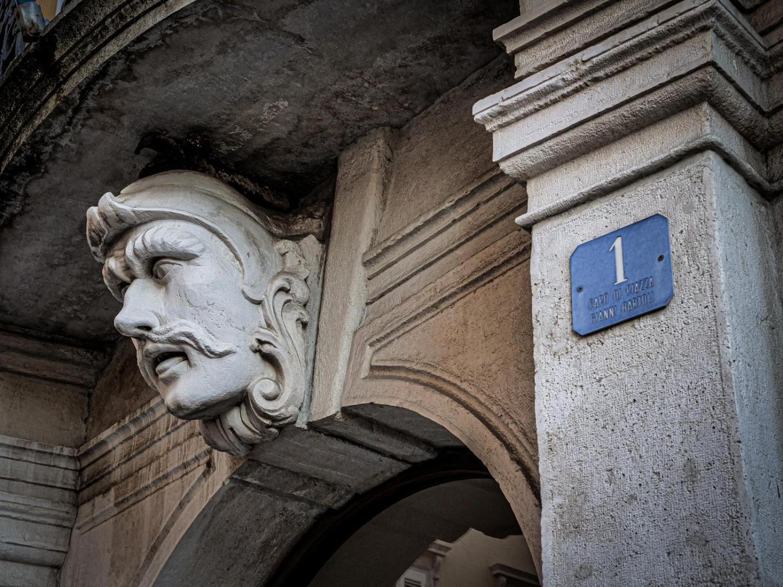 Casa Vacanze Trieste - Vista Piazza Unita Exteriör bild